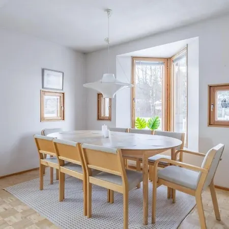 Lappish Chalet, Free Wifi, Sauna, Parking Villa Rovaniemi